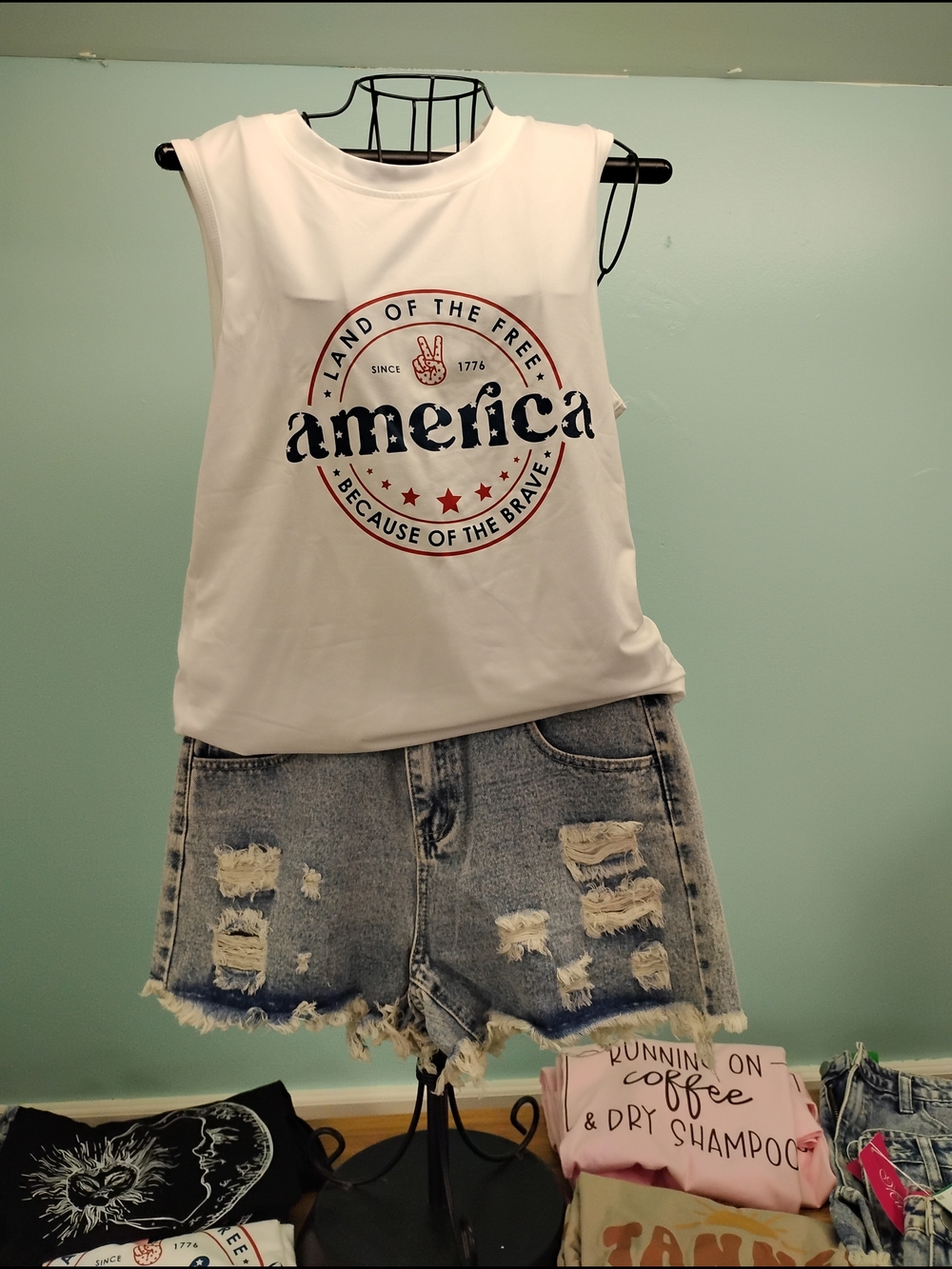White Sleeveless 'America' Graphic Tee